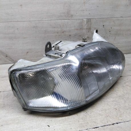 fara-pravaia-ford-escort-5-rest-2-xetcbek-art-60398-big-0