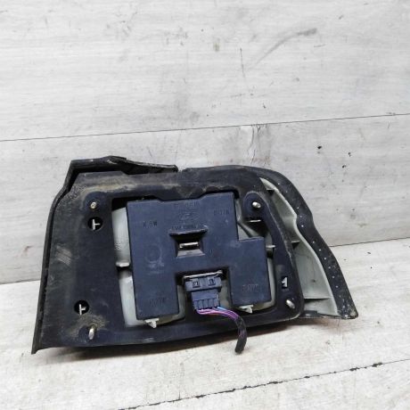 fonar-zadnii-levyi-naruznyi-ford-escort-5-rest-2-xetcbek-art-60517-big-3