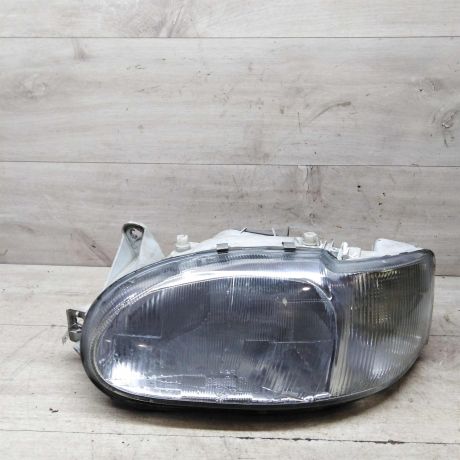 fara-levaia-ford-escort-5-rest-2-xetcbek-defekt-verxnego-kronsteina-art-60519-big-0