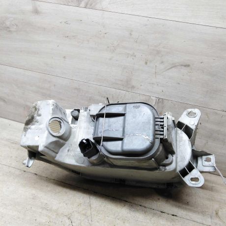 fara-levaia-ford-escort-5-rest-2-xetcbek-defekt-verxnego-kronsteina-art-60519-big-5