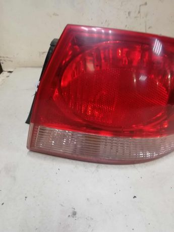 fonar-zadnii-pravyi-mazda-millenia-sedan-art-60549-big-5