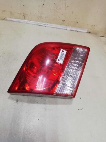 fonar-zadnii-levyi-na-krysku-bagaznika-sedan-mazda-millenia-art-60550-big-0