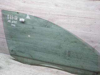 steklo-dveri-perednee-pravoe-volkswagen-passat-b6-art-60564