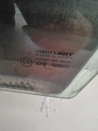 steklo-dveri-perednee-levoe-mazda-millenia-rest-art-60772-big-1