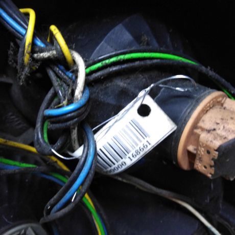 fonar-zadnii-levyi-volvo-xc90-art-60862-big-4