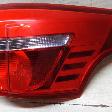 fonar-zadnii-pravyi-ford-focus-3-xetcbek-art-60968-big-1