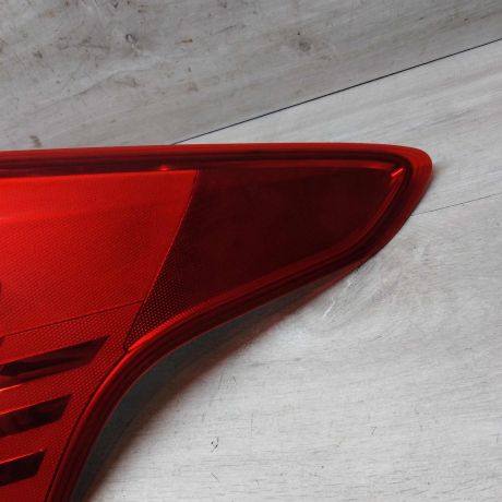 fonar-zadnii-pravyi-ford-focus-3-xetcbek-art-60968-big-3