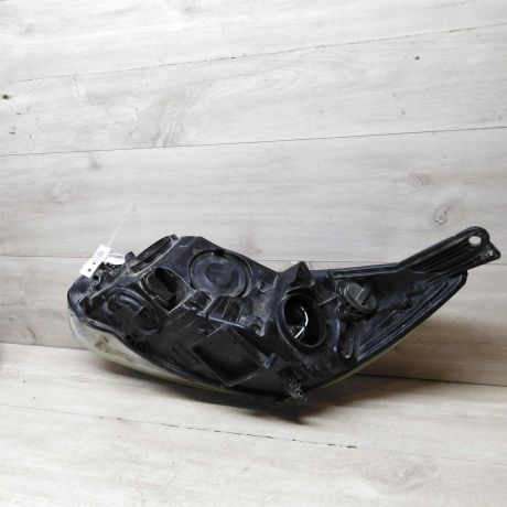 fara-pravaia-ford-focus-3-art-61200-big-9