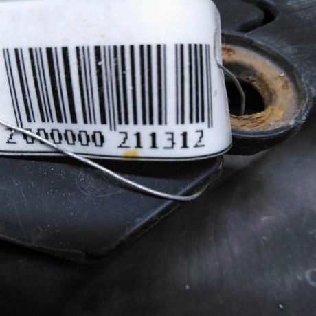 fara-pravaia-volkswagen-passat-b5-gp-remont-niznego-kronsteina-art-61455-big-4