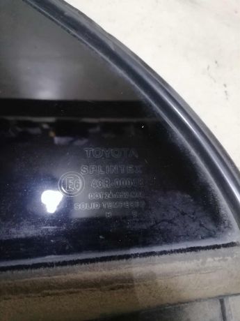 steklo-gluxoe-zadnee-levoe-fortocka-toyota-avensis-t25-art-61560-big-1