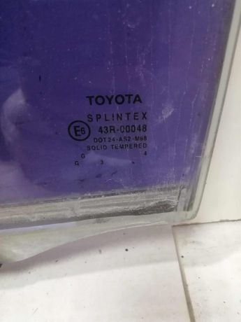 steklo-zadnee-levoe-sedan-toyota-avensis-t25-gor-art-61572-big-2