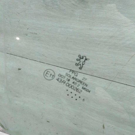 steklo-dveri-perednee-pravoe-peugeot-407-art-62064-big-3