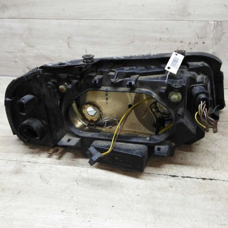 fara-levaia-volkswagen-sharan-rest-griaz-vnutri-art-62360-big-5