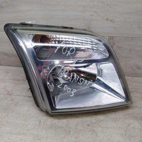 fara-pravaia-ford-transit-connect-defekt-korpusa-art-62430-big-0