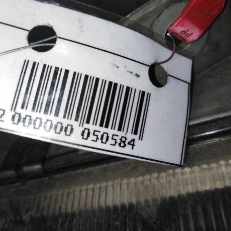 fara-pravaia-mercedes-w638-rest-art-62440-big-2