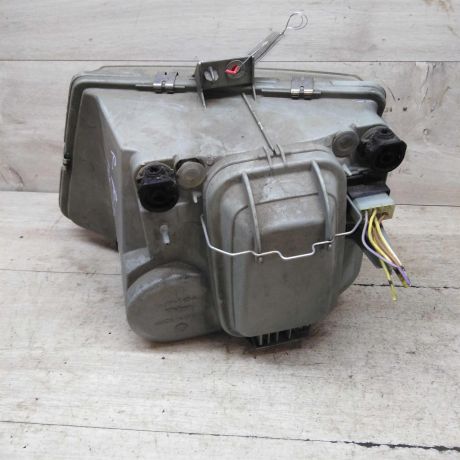 fara-pravaia-mercedes-w638-rest-art-62440-big-4