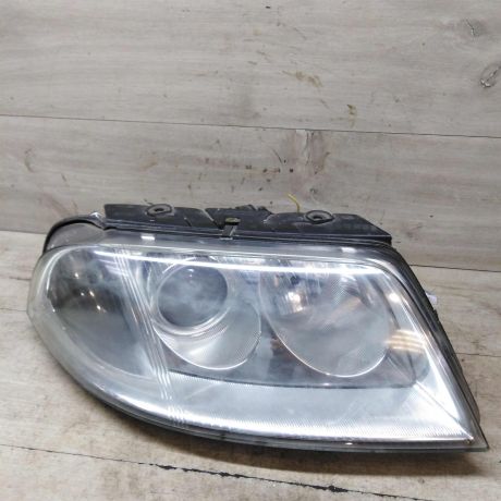 fara-pravaia-volkswagen-passat-b5-gp-defekt-korpusa-art-62550-big-0