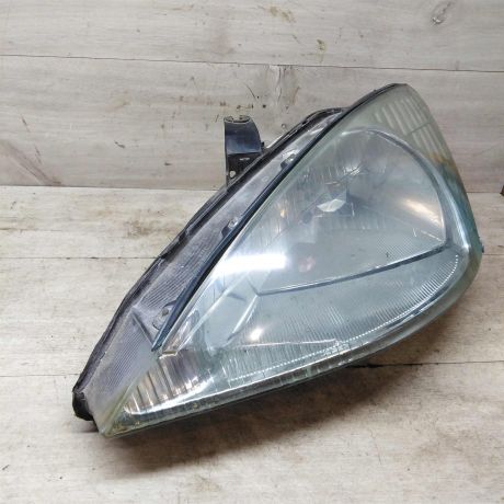 fara-levaia-ford-focus-1-dorestailing-defekt-art-62551-big-0