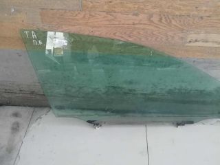 steklo-dveri-perednee-pravoe-toyota-avensis-t250-gor-art-62582