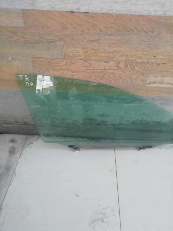 steklo-dveri-perednee-pravoe-toyota-avensis-t250-gor-art-62582-big-0