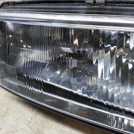 fara-pravaia-audi-a4-b5-defekt-art-62643-big-8