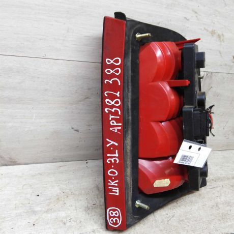 fonar-zadnii-levyi-skoda-octavia-tour-universal-art-62925-big-3