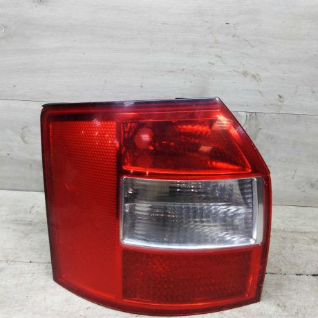 fonar-zadnii-levyi-audi-a4-b6-8e-universal-defekt-art-62931-big-0