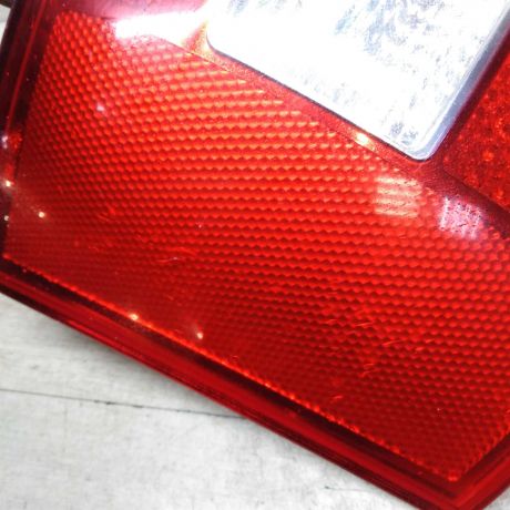 fonar-zadnii-levyi-audi-a4-b6-8e-universal-defekt-art-62931-big-9