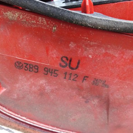 fonar-zadnii-pravyi-volkswagen-passat-b5-universal-defekt-art-62934-big-3