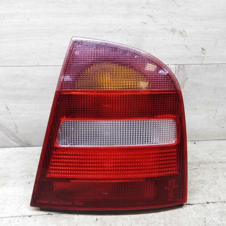 fonar-zadnii-pravyi-skoda-octavia-tour-do-rest-art-62972-big-0