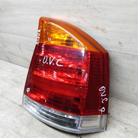 fonar-zadnii-pravyi-opel-vectra-c-art-62976-big-1