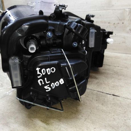 fara-levaia-volkswagen-polo-v-sedan-novaia-ne-original-art-63007-big-3