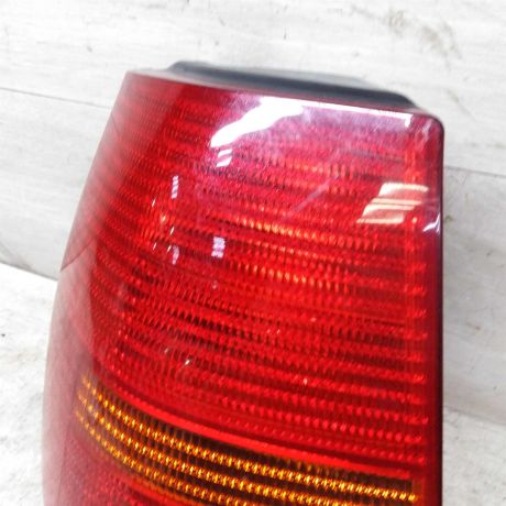 fonar-zadnii-pravyi-volkswagen-golf-4-universal-original-art-63020-big-2