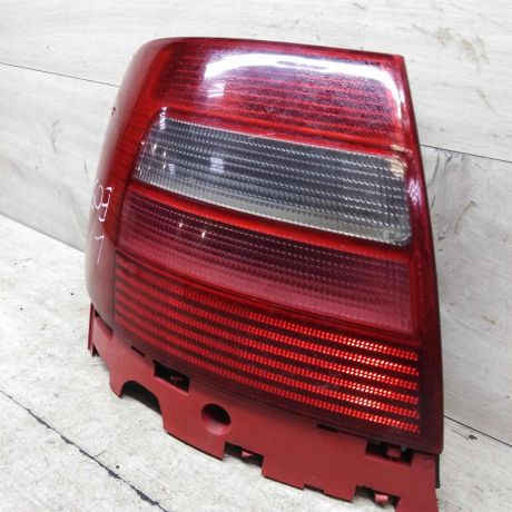 fonar-zadnii-levyi-sedan-audi-a4-b5-restailing-bu-original-art-63105-big-4