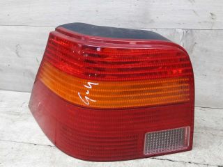 fonar-zadnii-volkswagen-golf-4-xetcbek-defekt-na-foto-art-63111