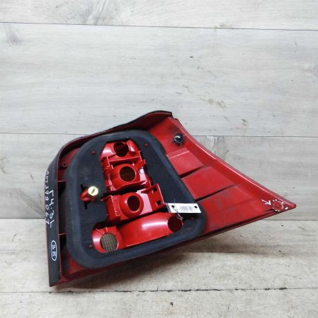 fonar-zadnii-volkswagen-golf-4-xetcbek-defekt-na-foto-art-63111-big-8