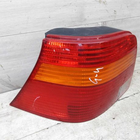 fonar-zadnii-volkswagen-golf-4-xetcbek-defekt-na-foto-art-63111-big-5