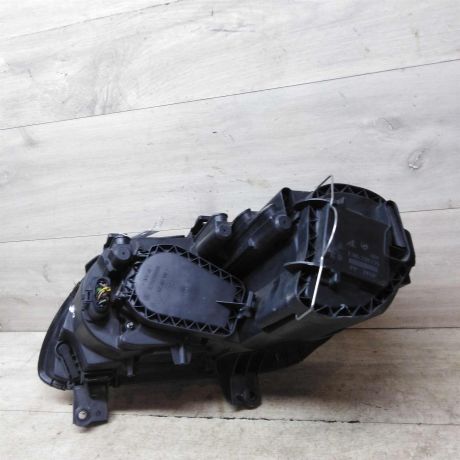 fara-pravaia-volkswagen-touran-bu-art-63152-big-5