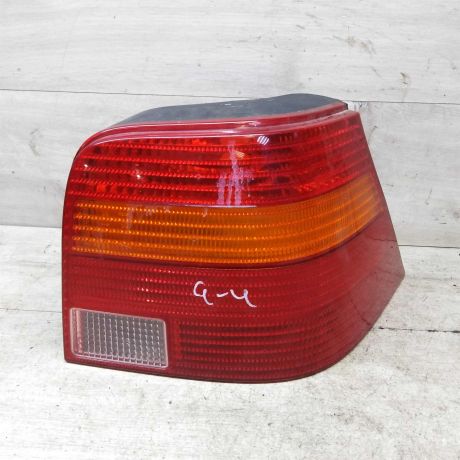 fonar-zadnii-pravyi-volkswagen-golf-4-art-63167-big-0