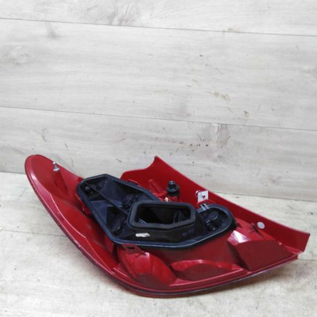 fonar-zadnii-pravyi-peugeot-207-xetcbek-art-63171-big-6