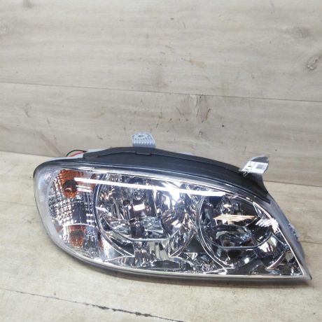 fara-pravaia-novaia-kia-spectra-2006-god-vypuska-art-63223-big-0