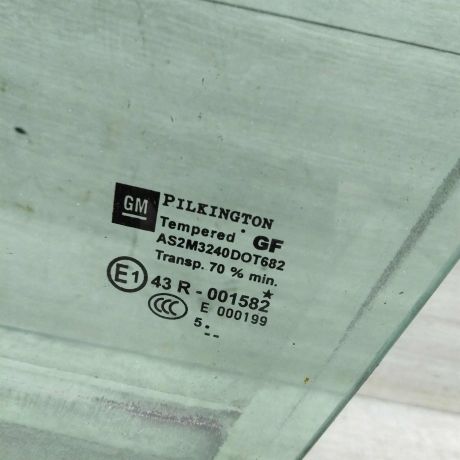 steklo-dveri-perednee-levoe-opel-zafira-b-art-63296-big-1