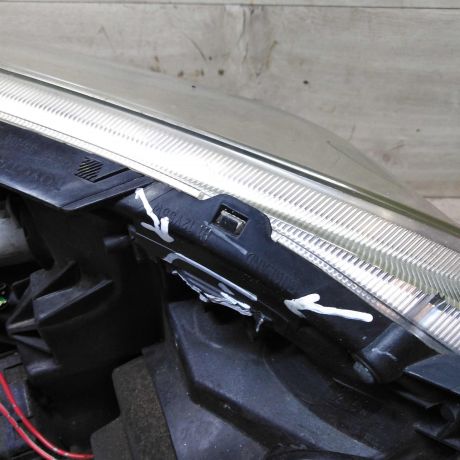 fara-levaia-toyota-avensis-t250-defekt-art-63440-big-2