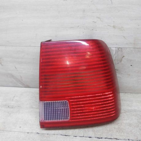 fonar-zadnii-pravyi-volkswagen-passat-b5-sedan-99-goda-vypuska-art-63461-big-0