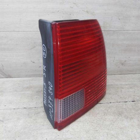 fonar-zadnii-pravyi-volkswagen-passat-b5-sedan-99-goda-vypuska-art-63461-big-4