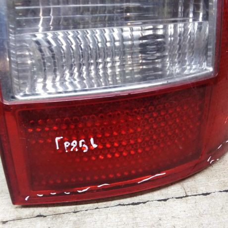 fonar-zadnii-pravyi-universal-defekt-audi-a4-b6-8e-art-63640-big-6