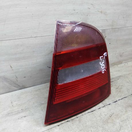 fonar-pravyi-skoda-octavia-tour-dorestailing-defekt-art-63641-big-3