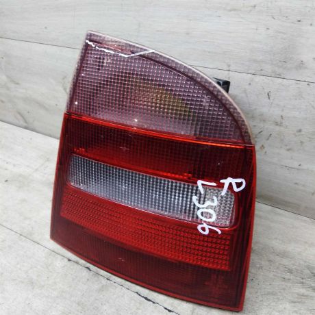 fonar-pravyi-skoda-octavia-tour-dorestailing-defekt-art-63641-big-2