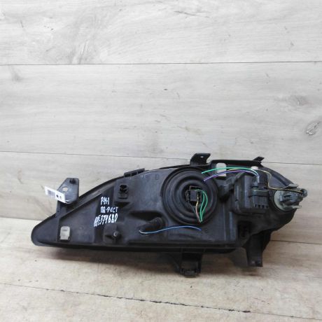 fara-pravaia-renault-megane-1-restail-art-63735-big-2