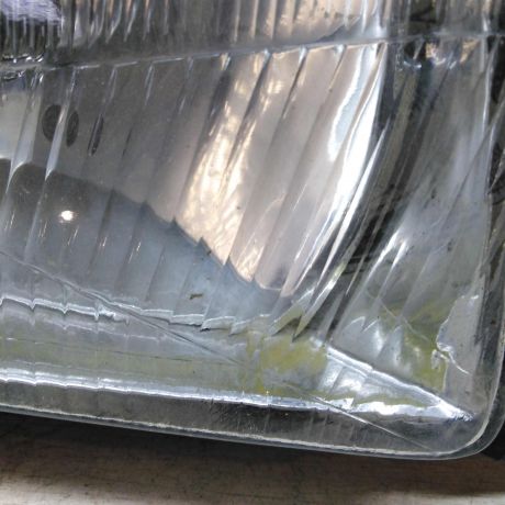 fara-pravaia-audi-80-b4-defekt-art-64010-big-9